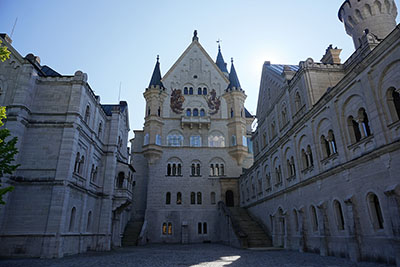 Neuschwanstein courtyard