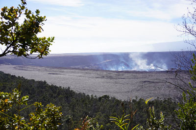 Kilauea Iki trail, crater overlook